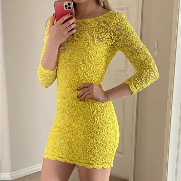Topshop Yellow Lace 3/4 Sleeve Dress, Size 4 - Picture 2 of 6